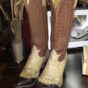 Vintage snakeskin toe woman's size 6.5C Tony Lama